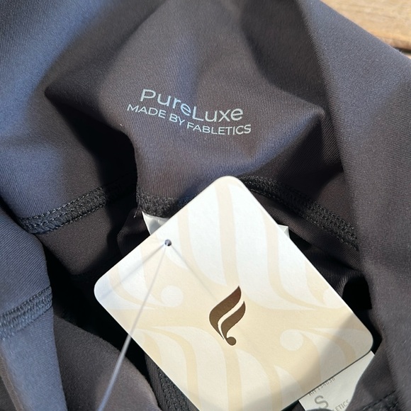 NWT- (34” TALL INSEAM)Fabletics Oasis Pureluxe HW Pocketed Kick Flare - MIDNIGHT - Picture 6 of 12